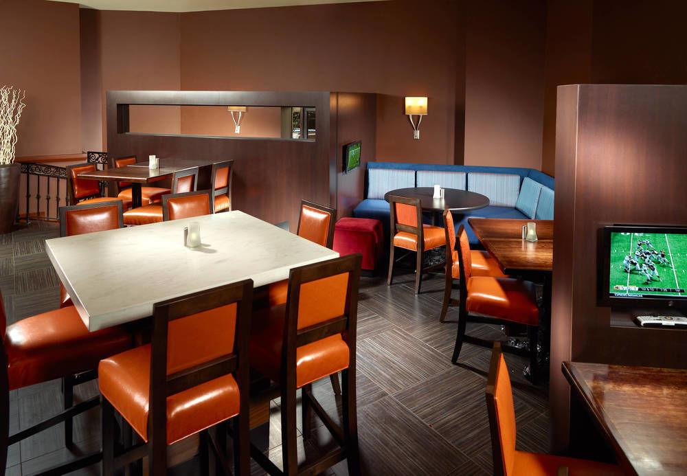 Отель Courtyard By Marriott Atlanta Downtown Экстерьер фото