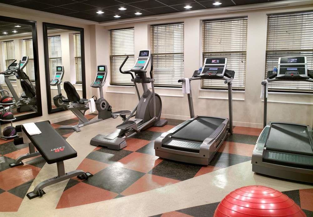 Отель Courtyard By Marriott Atlanta Downtown Экстерьер фото