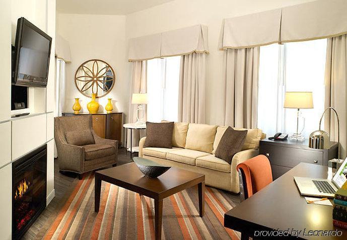 Отель Courtyard By Marriott Atlanta Downtown Номер фото