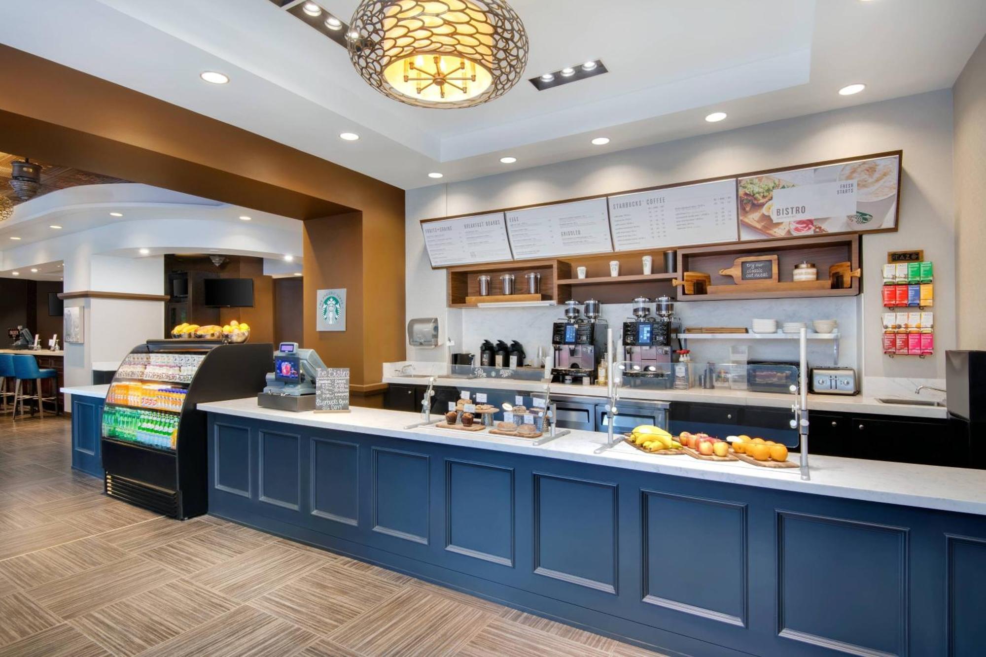 Отель Courtyard By Marriott Atlanta Downtown Экстерьер фото