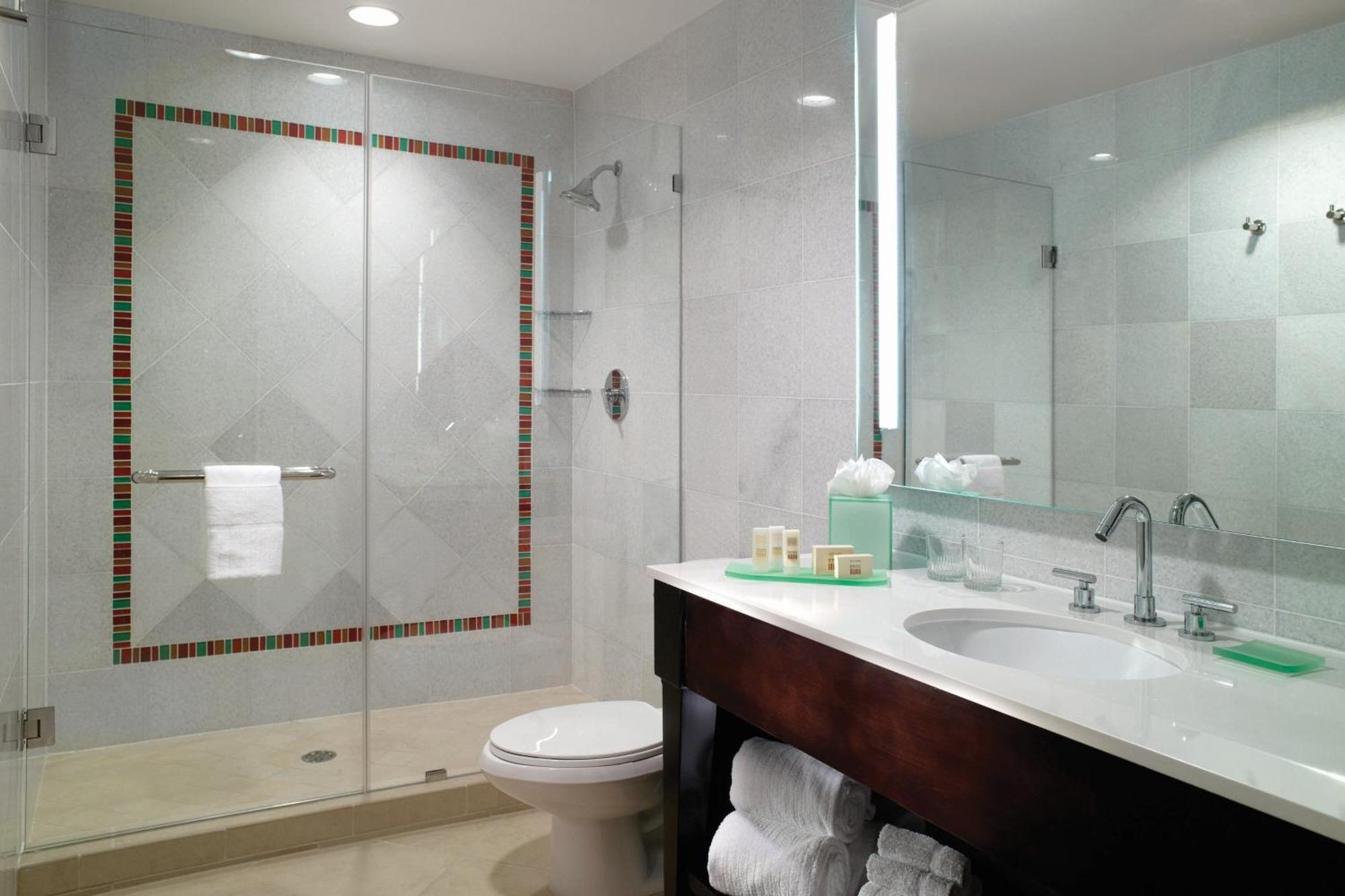 Отель Courtyard By Marriott Atlanta Downtown Экстерьер фото