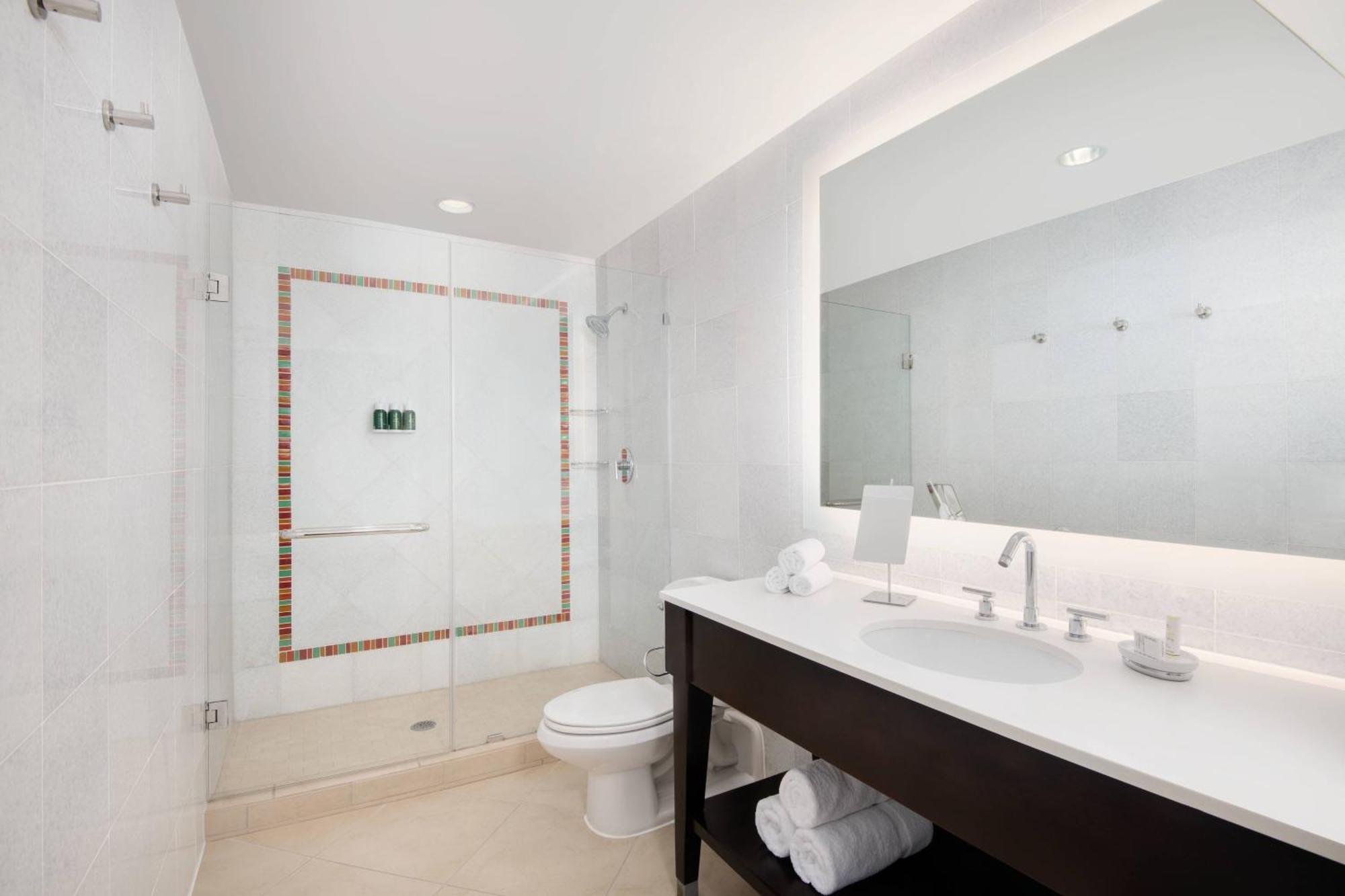 Отель Courtyard By Marriott Atlanta Downtown Экстерьер фото