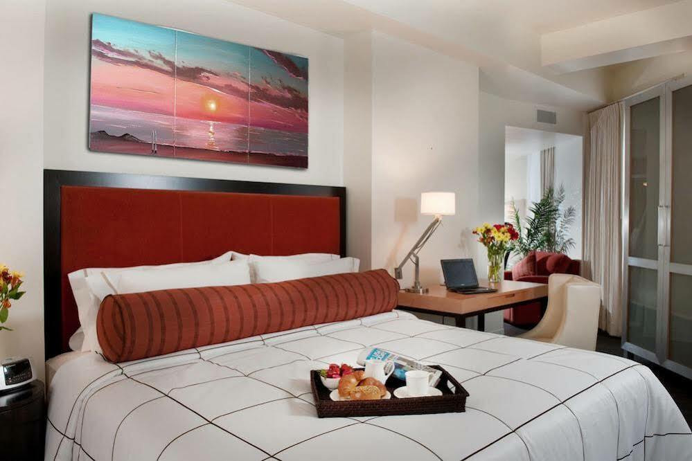 Отель Courtyard By Marriott Atlanta Downtown Экстерьер фото